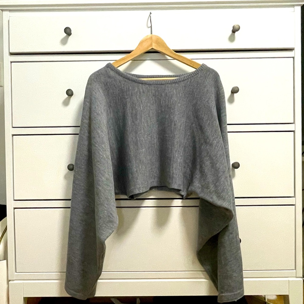 ESSUE Gray Long Sleeve Knit Sweater